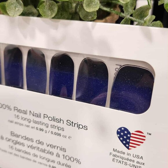 Retired Color Street Nail Set - Picture 4 of 6